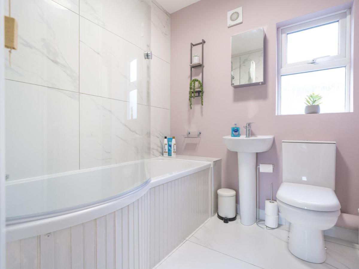 Pass The Keys 58 Lw Ave Stunning 2Br Terrace Top Location Lots Nearby Belfast Dış mekan fotoğraf